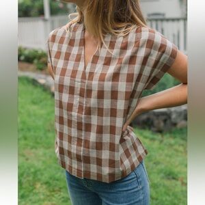 Neuflora gingham linen top size Large
